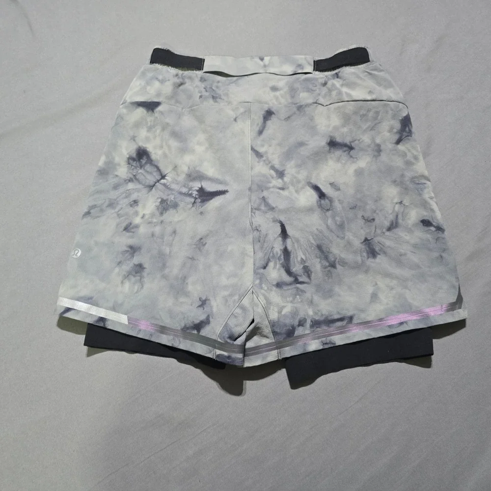 Lululemon Surge Shorts Mens Small Grey Tie Dye 2-in-1 Lined Athletic Running